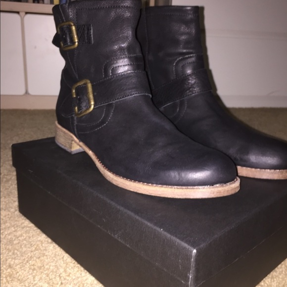 Saks Fifth Avenue Black Leather Midcalf Boots 9.5 - Picture 5 of 7